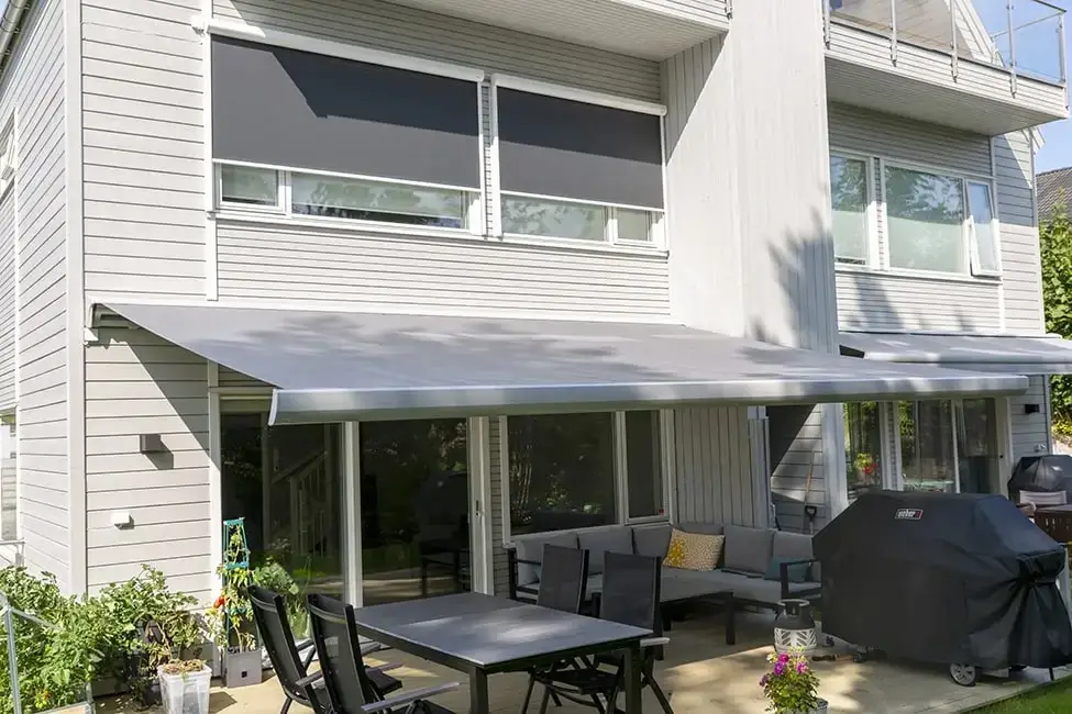 StyRa terrassmarkis modell T580